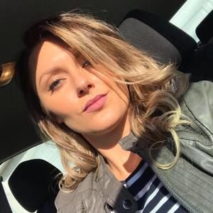 Meet your Posher, Mia